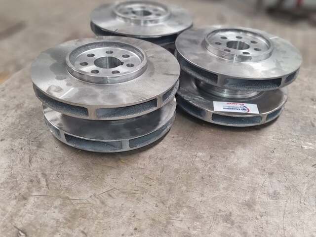 Balanced impellers / fan wheels