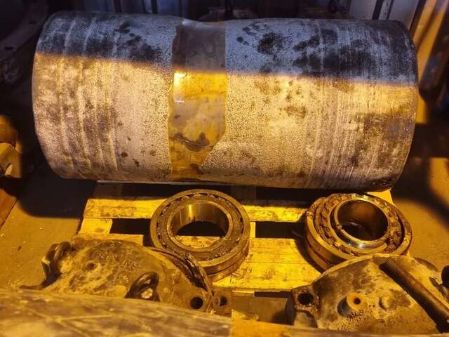 Conveyor pulley repair and manufacture